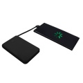 Powerbank ze wskaźnikiem poziomu naładowania urządzenia w ze światełkami led.